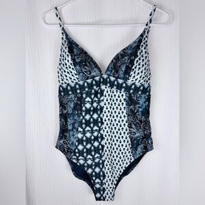 Jessica Simpson Patchwork One-Piece Swimsuit with Tassel Tie Women’s size Medium